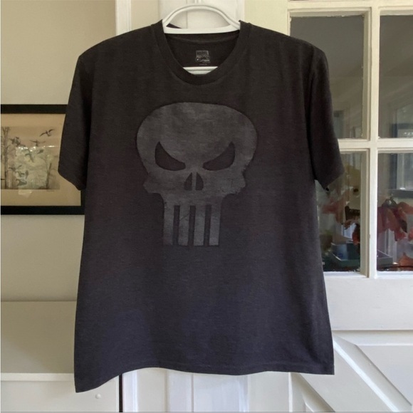 Marvel Comics Men’s Tshirt - Picture 2 of 8